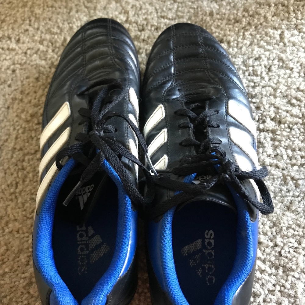 Adidas Cleats - Picture 5 of 5